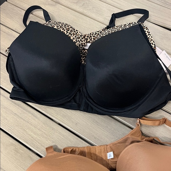 Bra Set - Picture 3 of 5